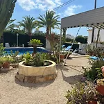 Almendros Con Piscina Privada