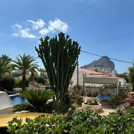 Almendros Con Piscina Privada Calpe