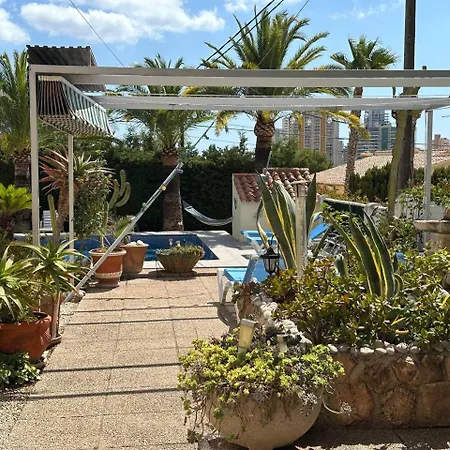 Almendros Con Piscina Privada Calp