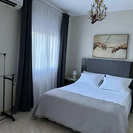 Almendros Con Piscina Privada カルプ