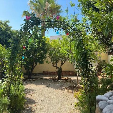 別荘 Almendros Con Piscina Privada *