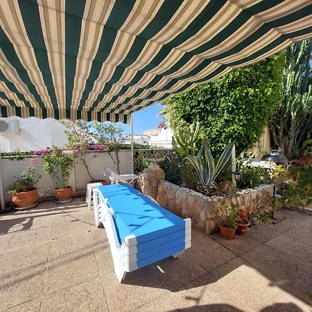 Almendros Con Piscina Privada * カルプ