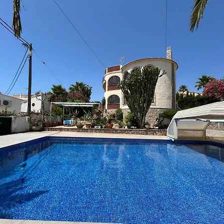 Almendros Con Piscina Privada * 칼페