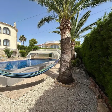 Almendros Con Piscina Privada 別荘