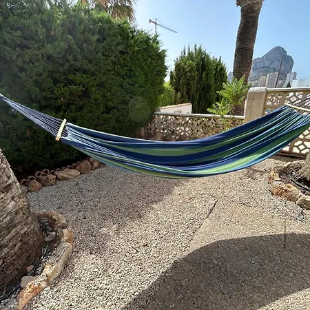 Almendros Con Piscina Privada * カルプ