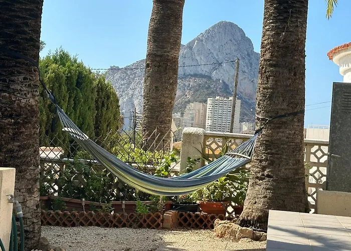 Almendros Con Piscina Privada Feriehus