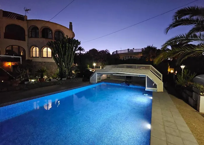 Almendros Con Piscina Privada Feriehus Calpe