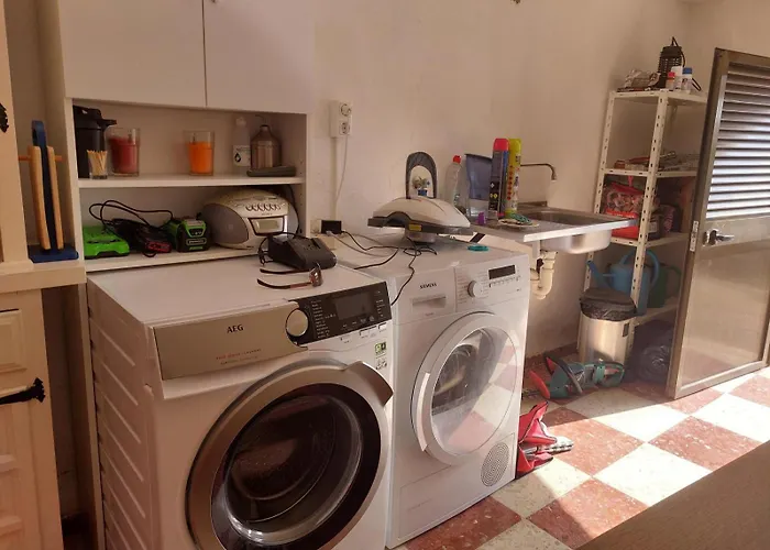 Almendros Con Piscina Privada Feriehus *